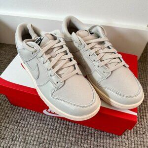 ** SOLD ** Nike Dunk Low - Light Orewood Brown 2023